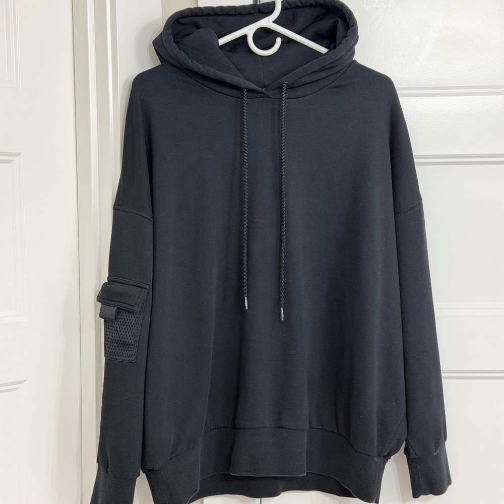 Alo Yoga Women’s Hoodie Black Oversized Size M